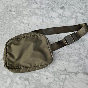 Aparna waist belt crossbody fanny pack olive green